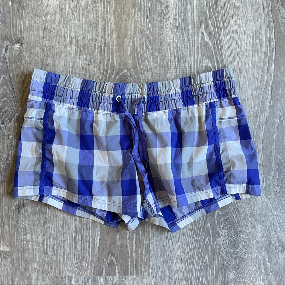 Lululemon Leader Of The Track Shorts